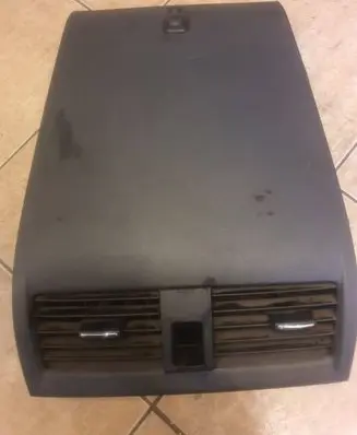 Dash center air vent grill