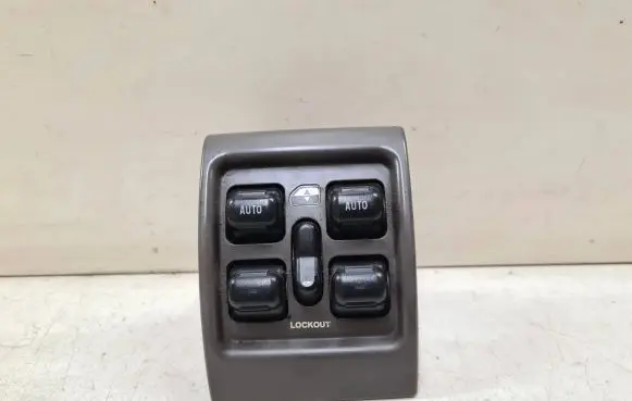 Chrysler PT Cruiser Electric window control switch 0UK931L8AA 2911620155 30505L
