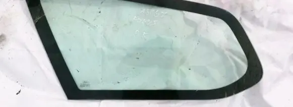 Ford Focus Rear side window