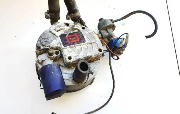 Renault Laguna I LP gas reducer 67r010076 67r-010076