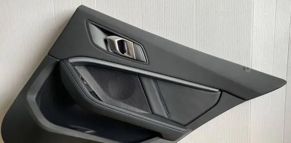 BMW 1 F40 Coupe rear side trim panel