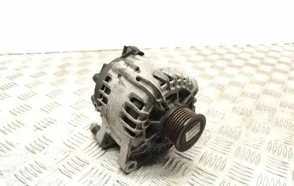 Ford Focus Generator/alternator FG15T074 P0880838 200926