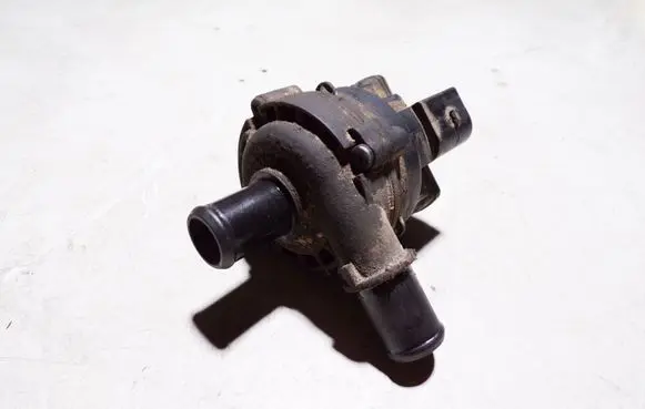 Nissan X-Trail T31 Electric auxiliary coolant/water pump 0392023015
