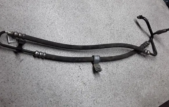 Power steering hose/pipe/line