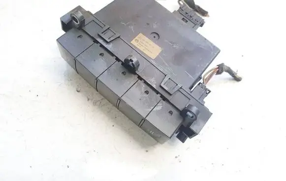 Mercedes-Benz B W245 Seat heating switch 1698208510 33460602