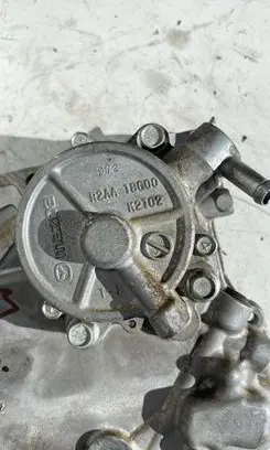 Mazda CX-7 Timing chain cover R2AA10681 S5209