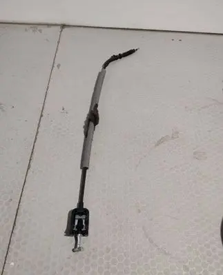 Volkswagen Jetta VI Front door cable line 7N0837017A