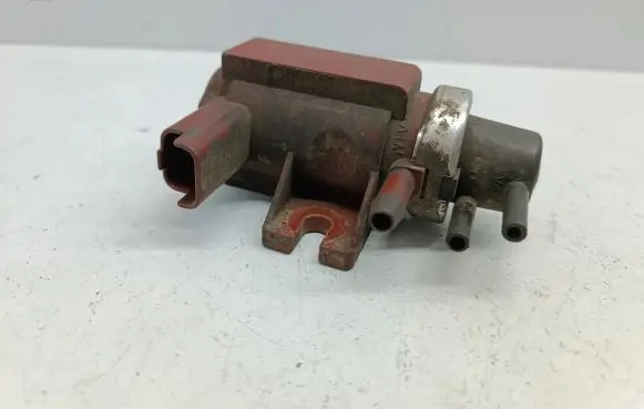 Ford Focus C-MAX Turbo solenoid valve 9652570180 70071200