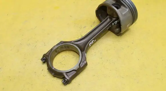 Audi A8 S8 D3 4E Piston with connecting rod