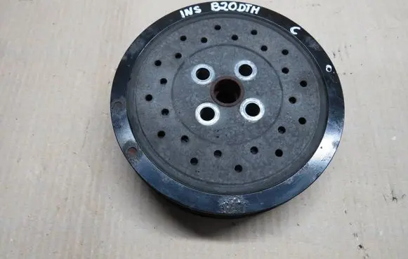 Opel Insignia A Crankshaft pulley 