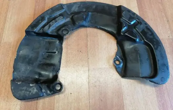 Volvo XC70 Front brake disc dust cover plate 30760816