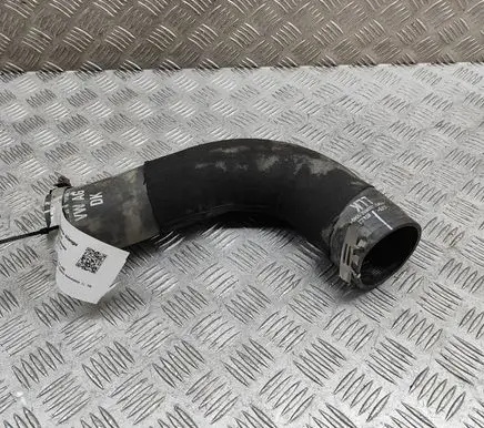 Audi Q7 4M Intercooler hose/pipe 4M0145737C