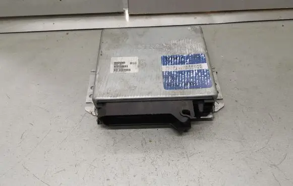KIA Sportage Engine control unit/module 0261204046