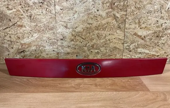 KIA Picanto Tailgate trim 8731107110