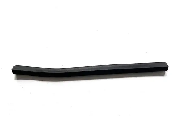 Nissan X-Trail T32 Engine compartment rubber 658104BA1A