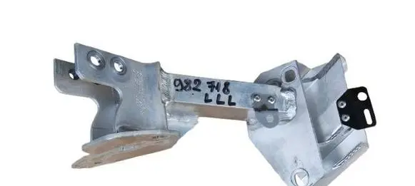 Porsche 718 Cayman 982 982c Front strut bar 98158021300