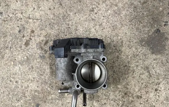 KIA Rio Throttle body valve 3510003BC0