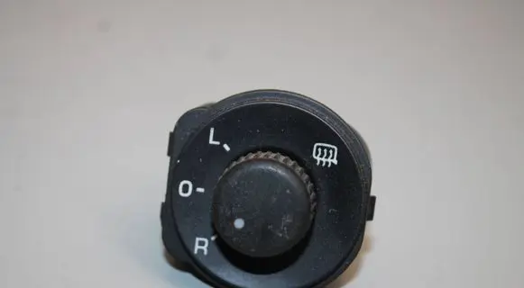 Skoda Octavia Mk2 (1Z) Wing mirror switch 1Z1959565A DBTGF20 1277