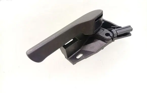 Volkswagen PASSAT B7 Engine bonnet (hood) release handle 1K1823633
