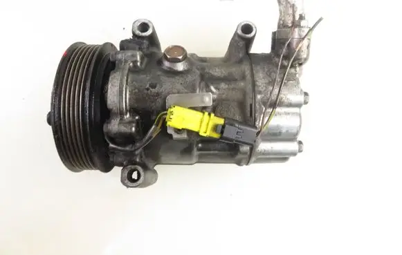 Peugeot 307 Air conditioning (A/C) compressor (pump)