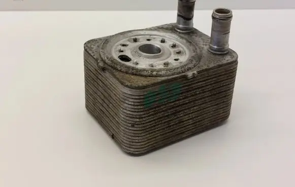 Audi A6 S6 C6 4F Engine oil radiator 038117021B