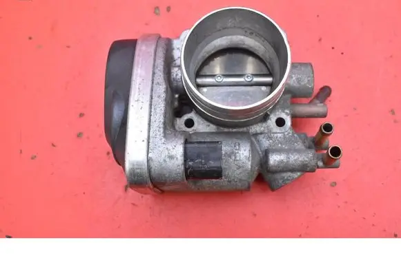 Volkswagen Touran I Throttle body valve 06A133062AB