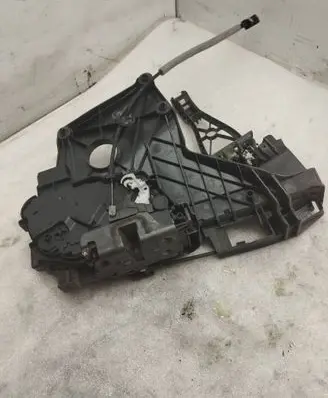 Volvo S80 Front door lock 30661073