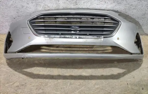 Ford Focus Front bumper JX7B17757A 27016154