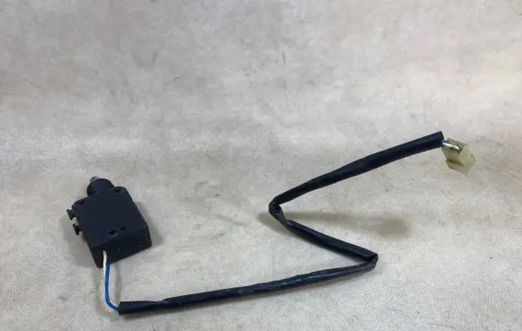 Tailgate opening switch