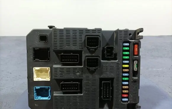 Fuse box set