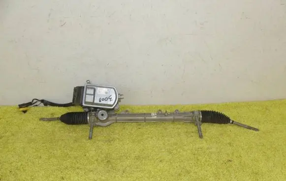 Peugeot 5008 II Steering rack 6820000231