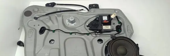 Volkswagen Caddy Sliding door window regulator with motor 1T0837755