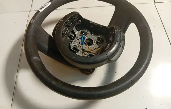 Citroen C4 I Steering wheel 96823700ZD