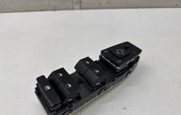 KIA Niro Electric window control switch 93571AT700