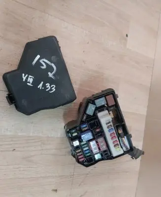 Toyota Yaris Fuse box set