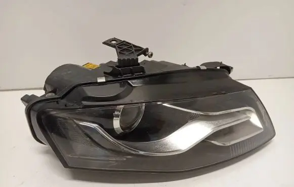 Audi A4 S4 B8 8K Headlight/headlamp 4461122R 020000 03S247