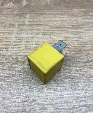 Opel Signum Other relay 90226846