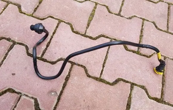 Opel Insignia A Vacuum line/pipe/hose 13227548