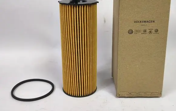 Audi A3 S3 8P Oil filter cover 057115561L