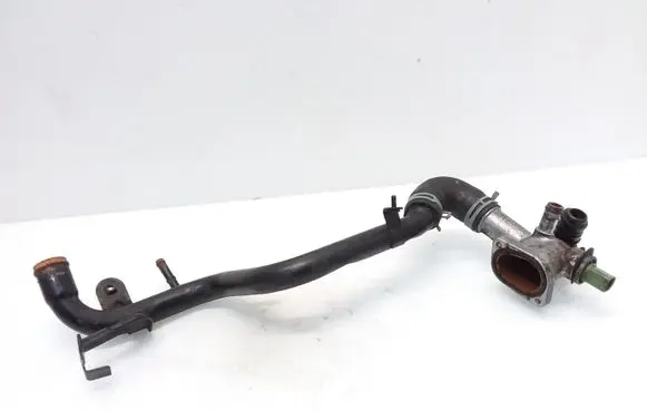 Audi A4 S4 B6 8E 8H Engine coolant pipe/hose 038121071S