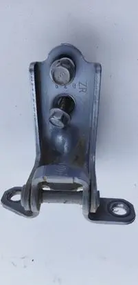 Subaru XV Rear door lower hinge