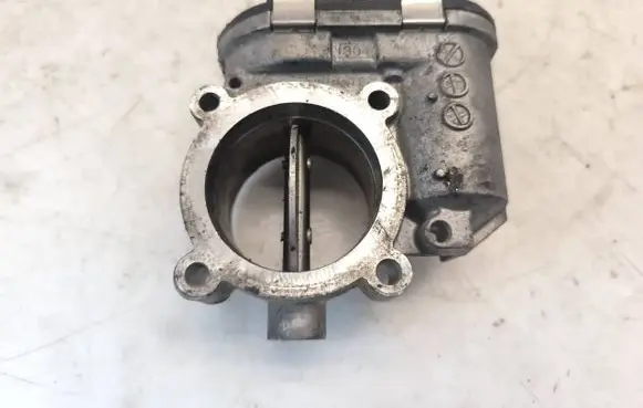 Mercedes-Benz C W203 Throttle valve A1110980109 0280750045