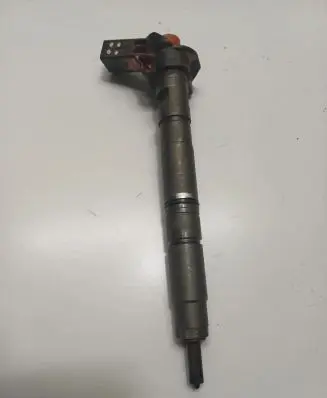 Audi A6 S6 C6 4F Fuel injector 03L130277