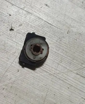 Peugeot 2008 II Radiator mount bracket 9826870480