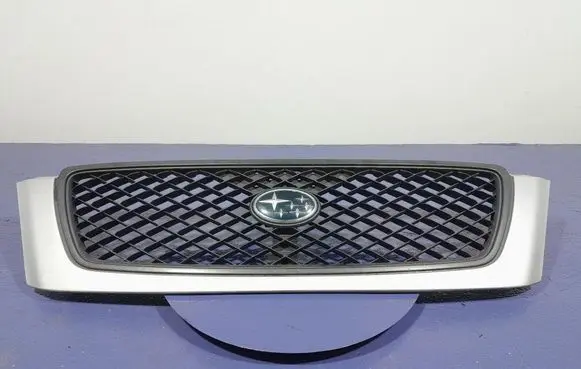 Subaru Forester SF Front grill 91065FC090
