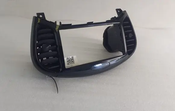 Nissan Juke I F15 Dash center air vent grill 68260BX80A