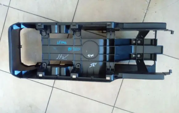 Lexus RX 330 - 350 - 400H Other center console (tunnel) element 589120E010
