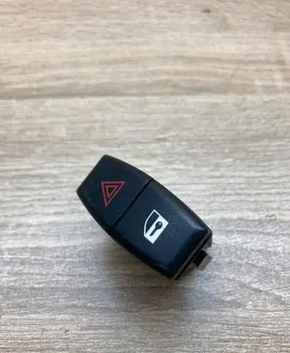 BMW X3 E83 Hazard light switch 6919506 5495195 Used