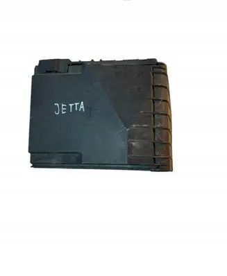 Volkswagen Golf V Fuse box cover 1K0937132