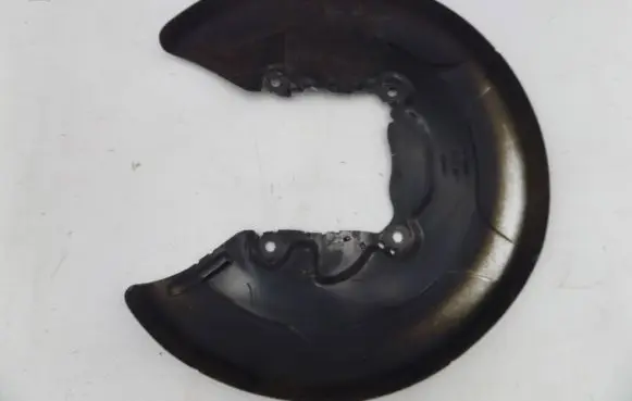 Mini One - Cooper F56 F55 Rear brake disc plate dust cover 6799739
